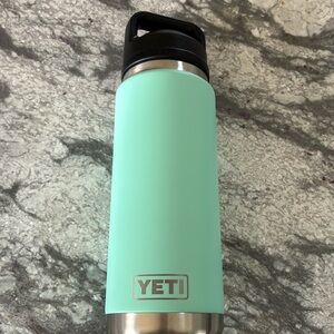 Yeti bottle with spout